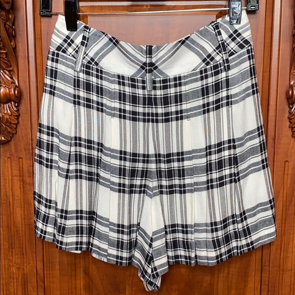 Alice+Olivia short-skirt - Picture 2 of 4